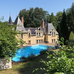 Bed & Breakfast Chateau De Bonnevaux, Villeneuve-de-Marc